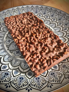 Una foto de Turrón casero de chocolate Suchard