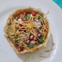 A picture of Katori chaat.