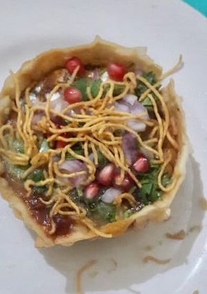 A picture of Katori chaat.