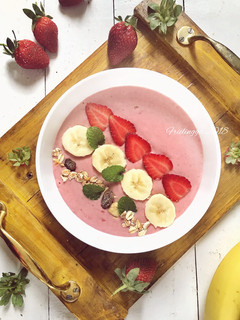 Foto resep Strawberry banana smoothies #Rebaked_Susan_Gracia