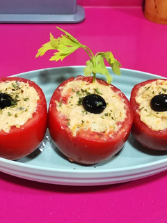 Foto principal de Tomates fríos rellenos