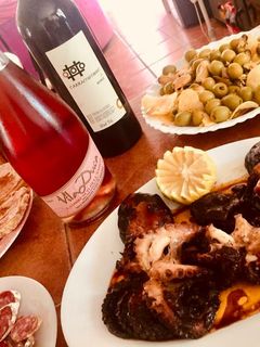 Una foto de Pulpo en su salsa