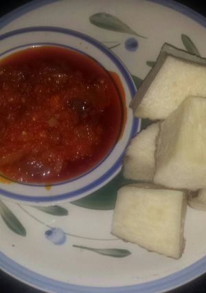 A picture of Fresh pepper sauce with yam.
