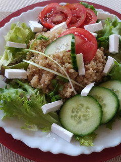 Saláta quinoával #gluténmentes #tejmentes recept fotója