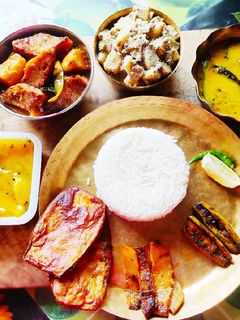 ভেজ থালি(veg thali recipe in Bengali) রেসিপির প্রধান ছবি