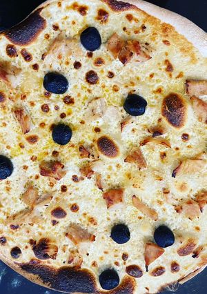 Une photo de Pizza boisée