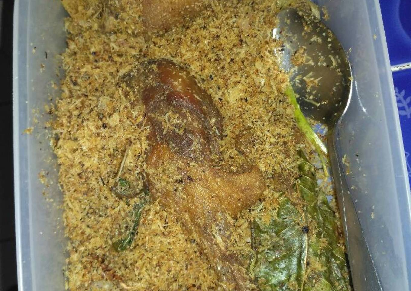 Bebek serundeng pedas manis