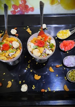 A picture of Macroni Bhel.