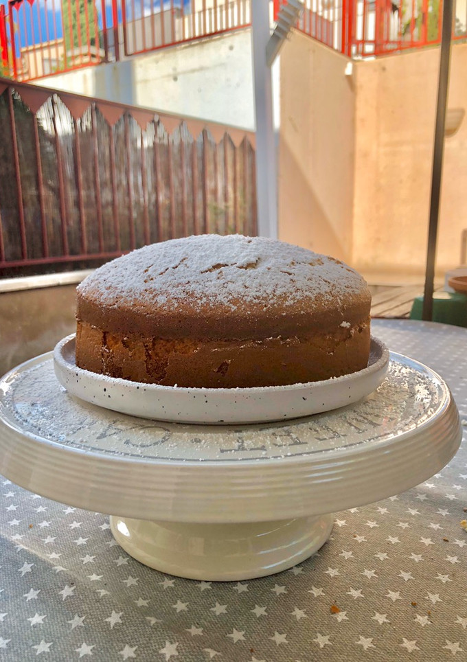 Una foto de Bizcocho de chocolate blanco