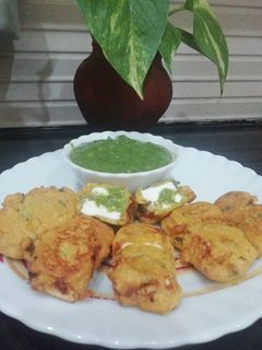 A picture of Spicy Paneer Pakora.