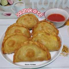 A picture of Jalangkote 👩🏻‍🍳.