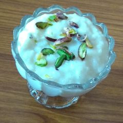 A picture of Rice kheer recipe in pressure cooker.
