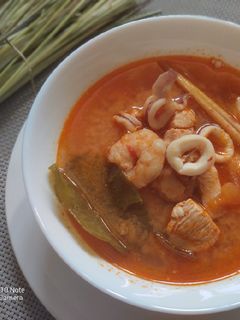 Foto resep Tom Yum Merah Campur