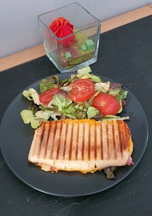 Une photo de Panini jambon rapide