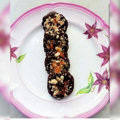 A picture of No bake Nutty Brownie Bites.