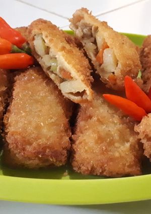Foto resep Risol Isi Ayam dan Sayuran
