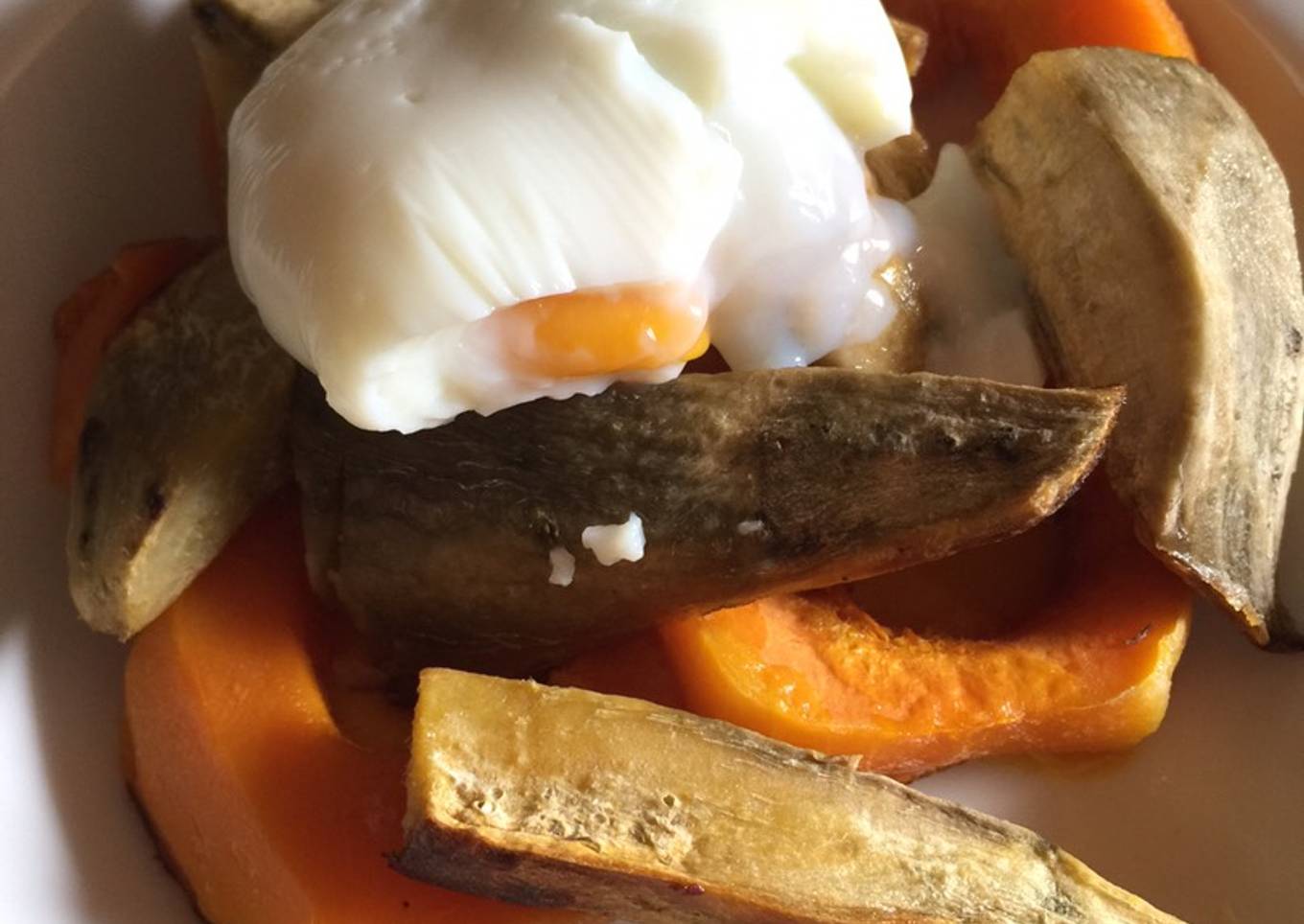 Boniato y calabaza al horno con huevo escalfado 🎃🍠🥚