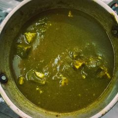 A picture of Palak paneer.