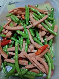 Foto resep Tumis Baby buncis dan sosis makasakan simple sehat