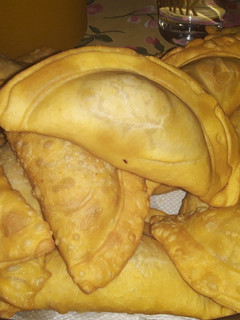 Una foto de Masa Casera de Empanadas Para freír 😋
