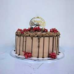 کیک تولد دخترم 😍🥳🎉 کیک اسفنجی کاکائویی-レシピのメイン写真