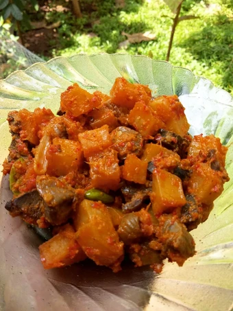 Cara Gampang Menyiapkan Resep Sambel Goreng Kentang Ati Pete yang Uenak Anti Ribet, Uenak Banget