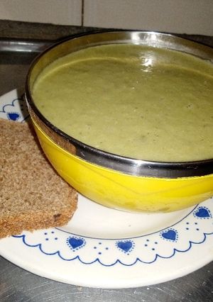 Una foto de Sopa crema de Garbanzos y Puerro