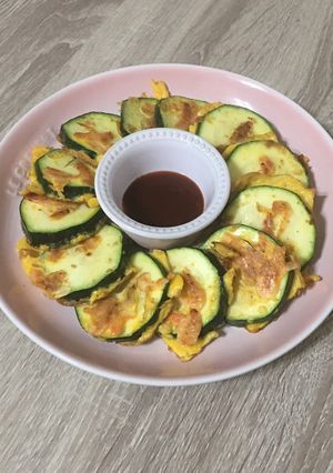 櫻花蝦節瓜煎餅 的食譜成品照片