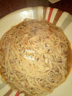 A picture of Spaghetti with Beans.