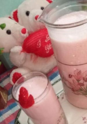 A picture of Strawberry Shake.