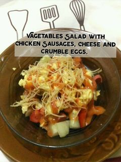 Foto resep Vegetables Salad with Chicken Sausage, Cheese and Crumble eggs