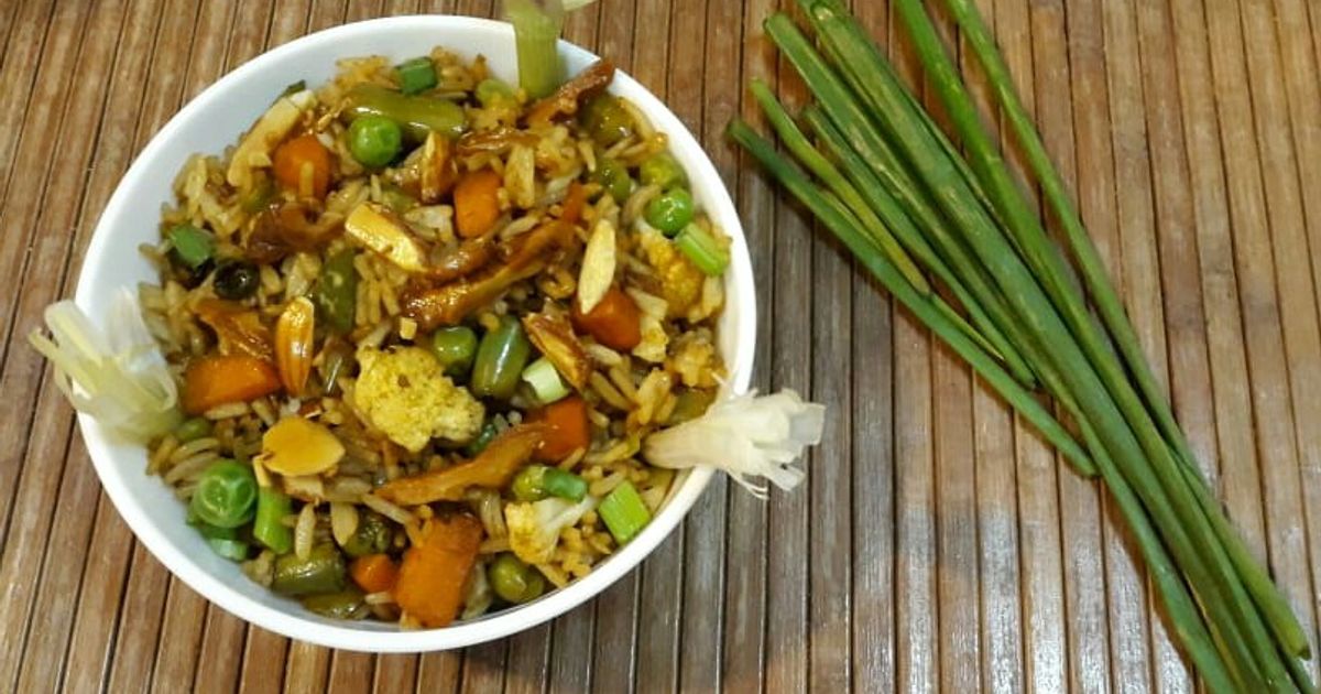 Edd Rice Veggie Fried Rice Recipe by Jasmin Motta _ #BeingMotta - Cookpad