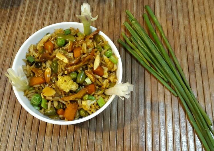 Step-by-Step Guide to Prepare Ultimate Veggie Fried Rice