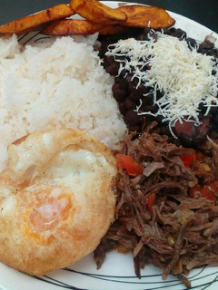 Una foto de Pabellón Criollo (Venezuela)