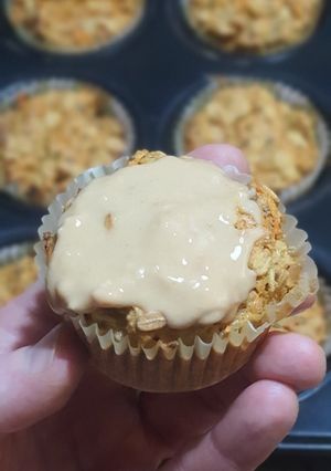 Zdjęcie przepisu Muffiny marchewkowe z masłem orzechowym. Low fodmap.