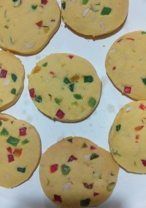 A picture of Karachi biscuits.