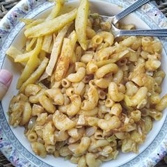 A picture of Achari Macaroni.