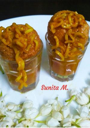 A picture of Noodles Pani Puri.