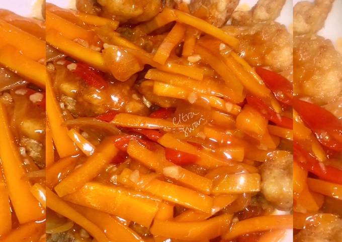 Langkah Mudah untuk Membuat Ayam Tepung Saus Wortel Asam Manis, Bisa Manjain Lidah