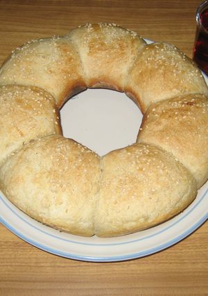 Una foto de Pan turco amasado a mano (Horno milagro, cazuela horno)