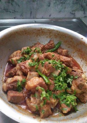 A picture of Karahi Gosht.