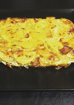 Foto principal de Tortilla de calabacín y patatas al horno