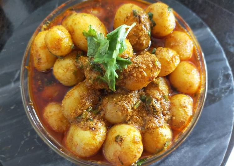 How to Prepare Homemade Dahi wale Aloo