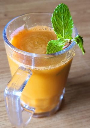 A picture of Carrot juice.