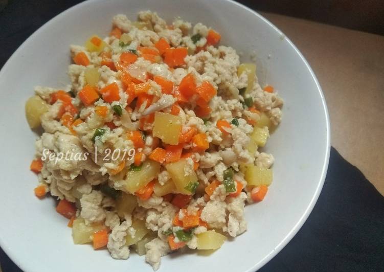 Langkah Mudah untuk Membuat Tumis Ayam Sayur (isian risol/pastel) yang Sempurna
