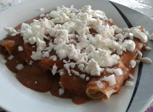 Una foto de Enfrijoladas 😈