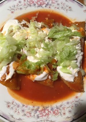 Una foto de Enchiladas rojas