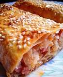 Рулет из лаваша с тушёной квашеной капустой