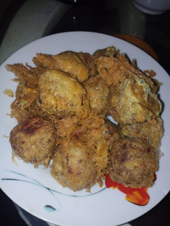 A picture of Yam balls.