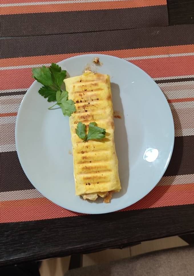 Куряче філе у лаваші